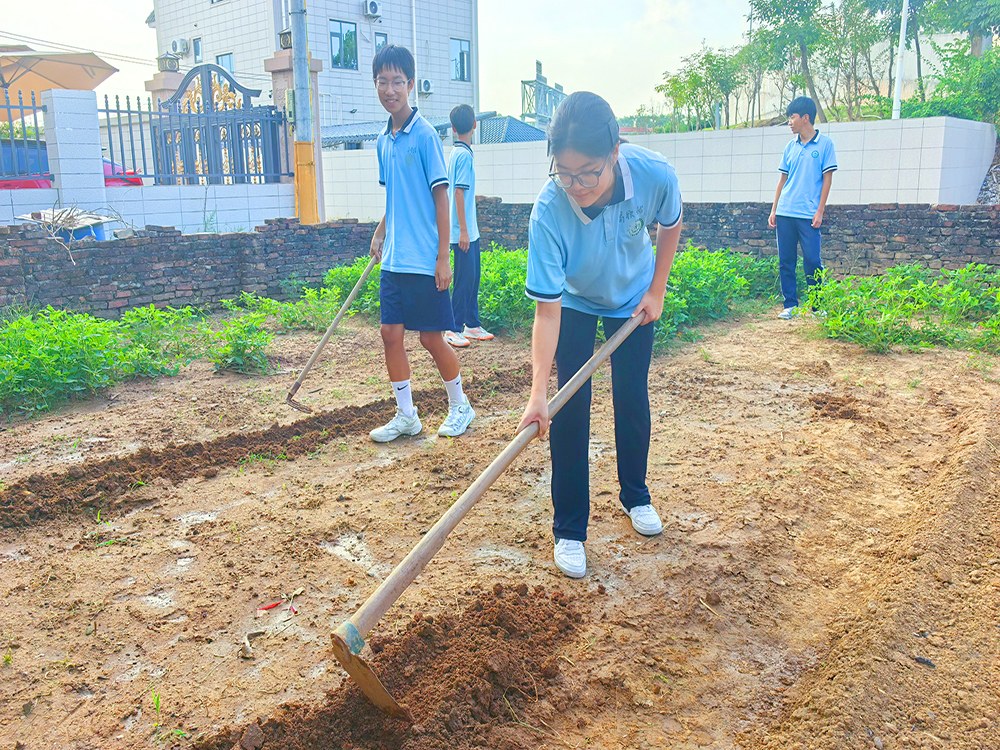 深圳有资质的叛逆孩子全封闭教育学校怎么联系